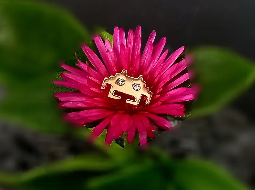 Oro 14k. Space Invaders